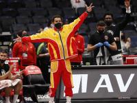 开云体育平台APP-猛龙力克老鹰，斩获五连胜，势不可挡向前冲的简单介绍