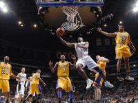 开云体育平台APP-欧文攻防转换核心，爵士巅峰对决，雄鹿胜出的背后密码