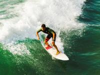 开云官方app入口-骑士速胜吉林队，布克成为关键先生