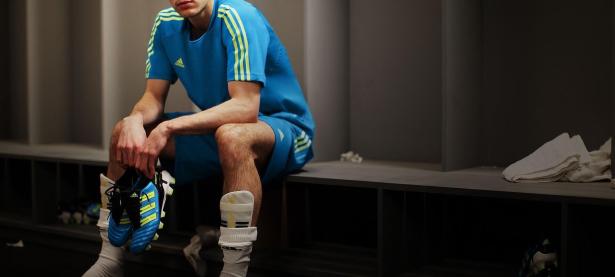 开云体育官方网站-团队荣耀超越个人巅峰，德约科维奇戴维斯杯带队完胜法网传奇