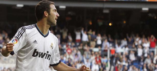 开云官方app入口-绝杀与惊艳，马来西亚改写历史之夜，安赛龙展现王者风范