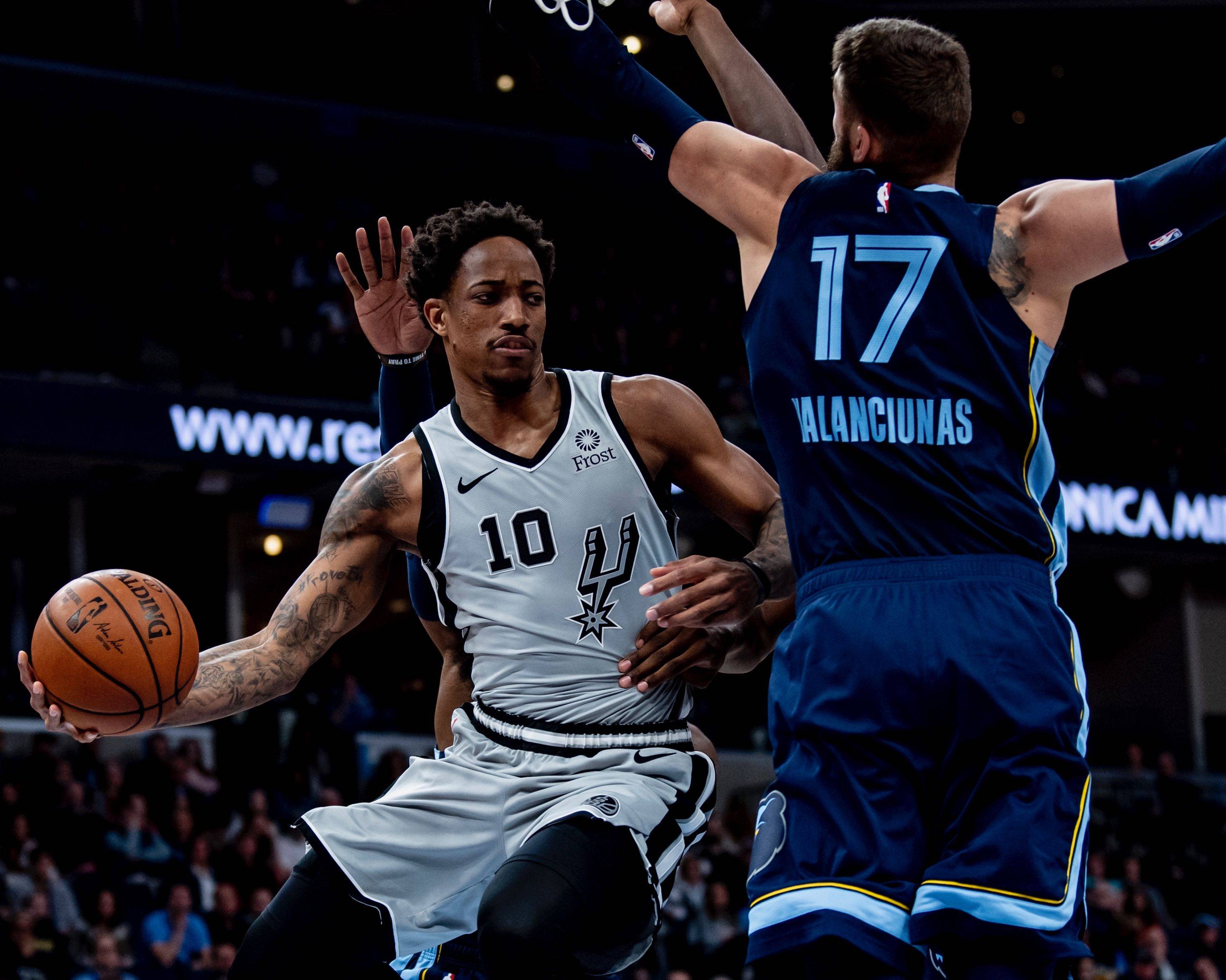 关于灰熊客场险胜，杰伦-杰克逊全场22分抢眼表现的信息