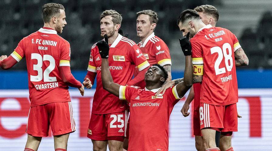 云达不莱梅主场遭遇惊险败局,暂居中游的简单介绍 云达不莱梅主场遭遇惊险败局,暂居中游的简单介绍