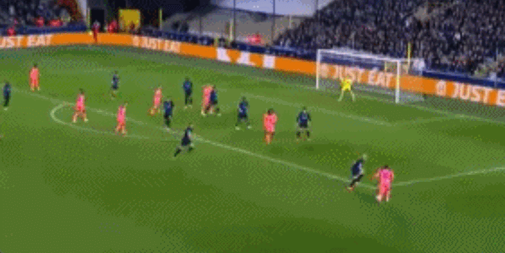 对手实力不凡,巴萨努力反击扳平全局 对手实力不凡,巴萨努力反击扳平全局