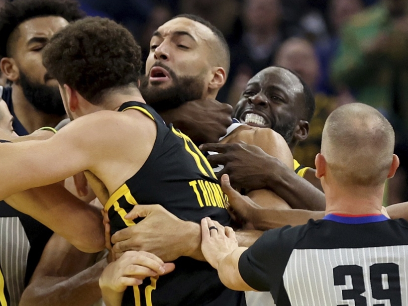 吉林队逆转勇士,福克斯统治全场的简单介绍 吉林队逆转勇士,福克斯统治全场的简单介绍