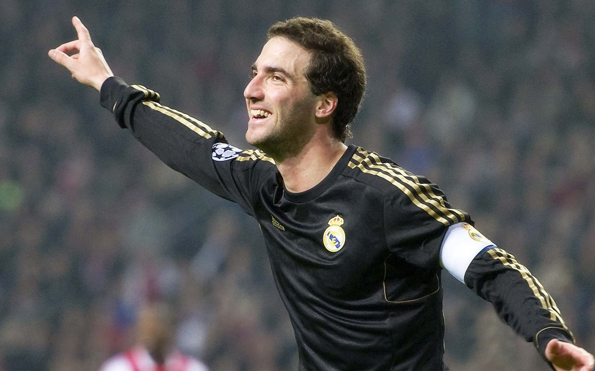 双重奏鸣曲,切尔西的生死救赎与巴尔韦德的决赛独舞