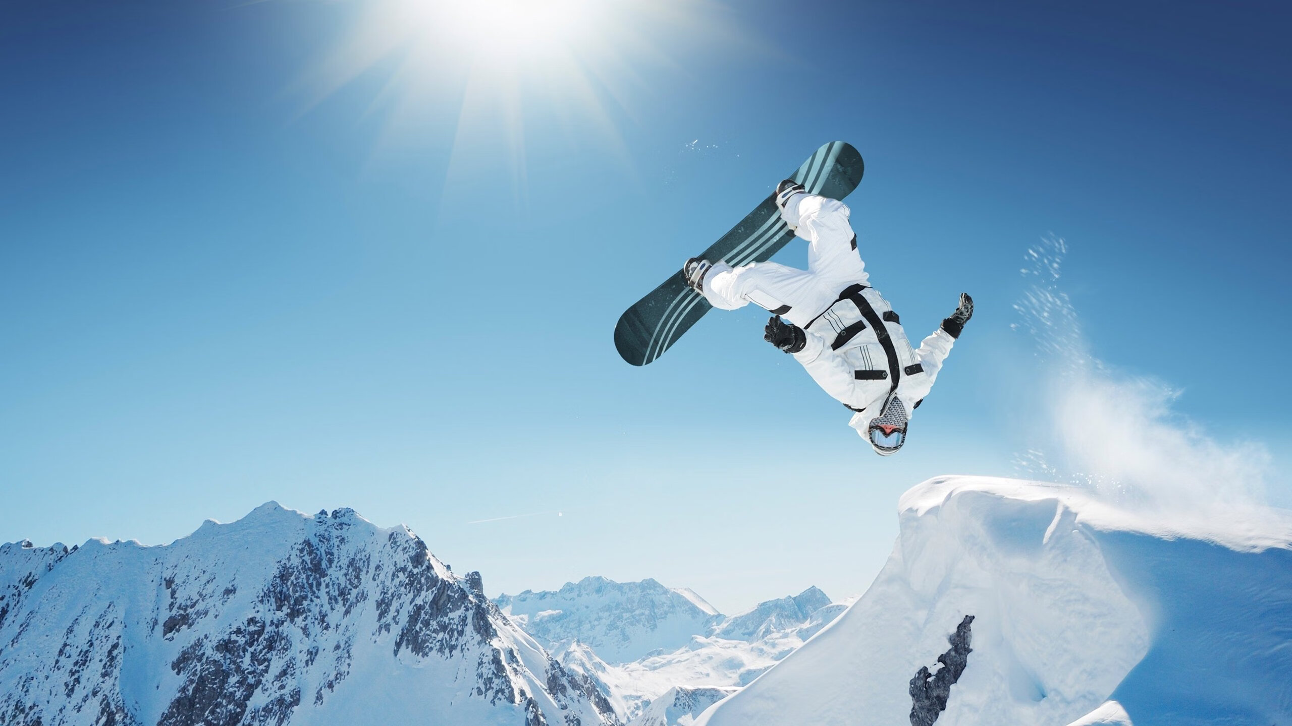 从ATP总决赛到戴维斯杯,梅德韦杰夫的制胜哲学与鏖战精神